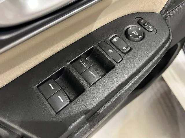 Used 2021 Blue Honda EX-L image 11