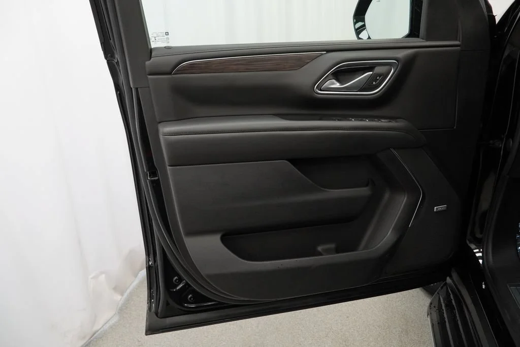 Used 2022 Black Chevrolet LT image 24