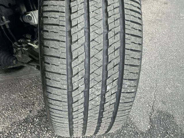 Used 2024 Gray Jeep Altitude X image 11