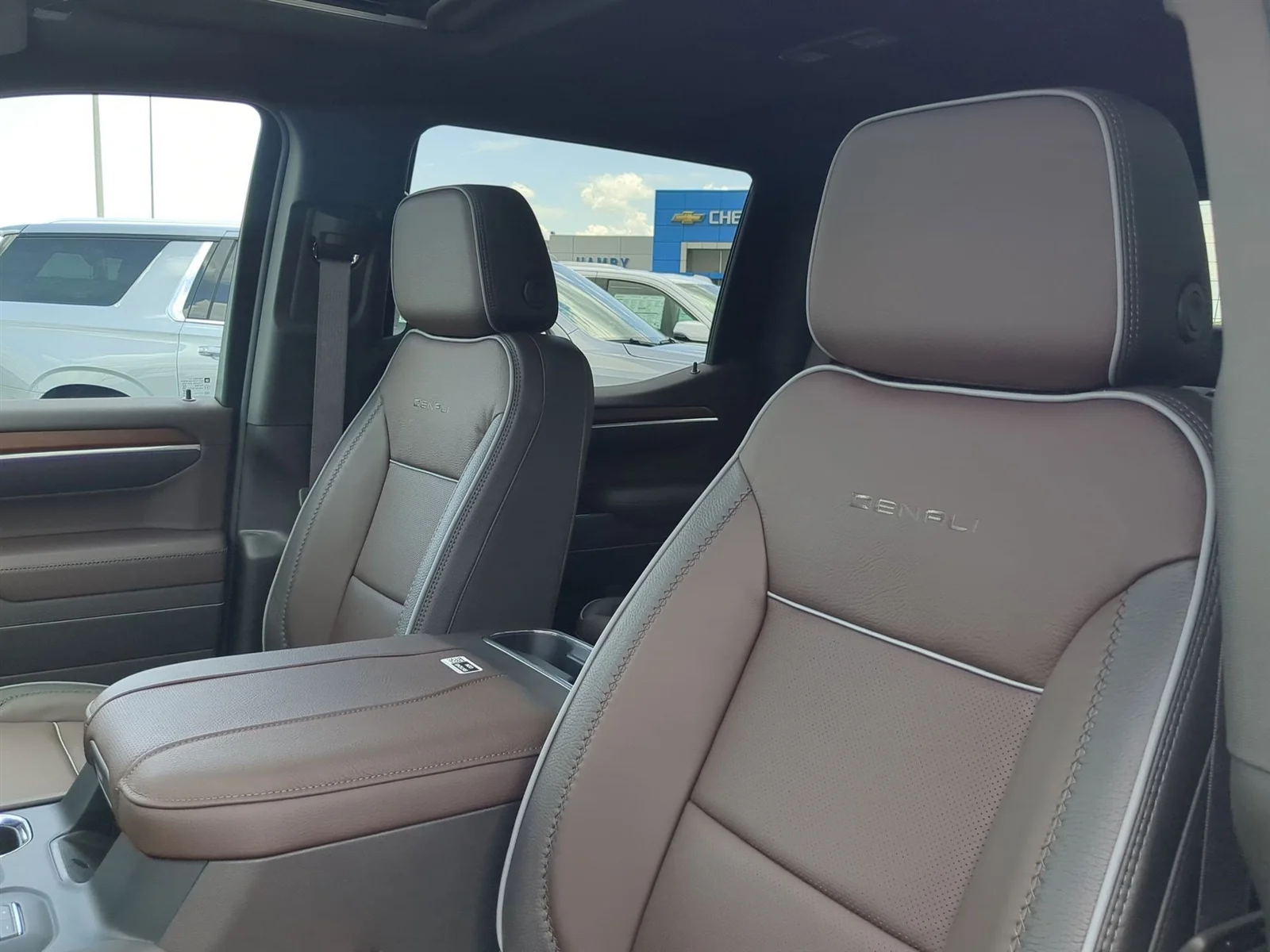 New 2026 Glacier White Tricoat GMC Denali image 44