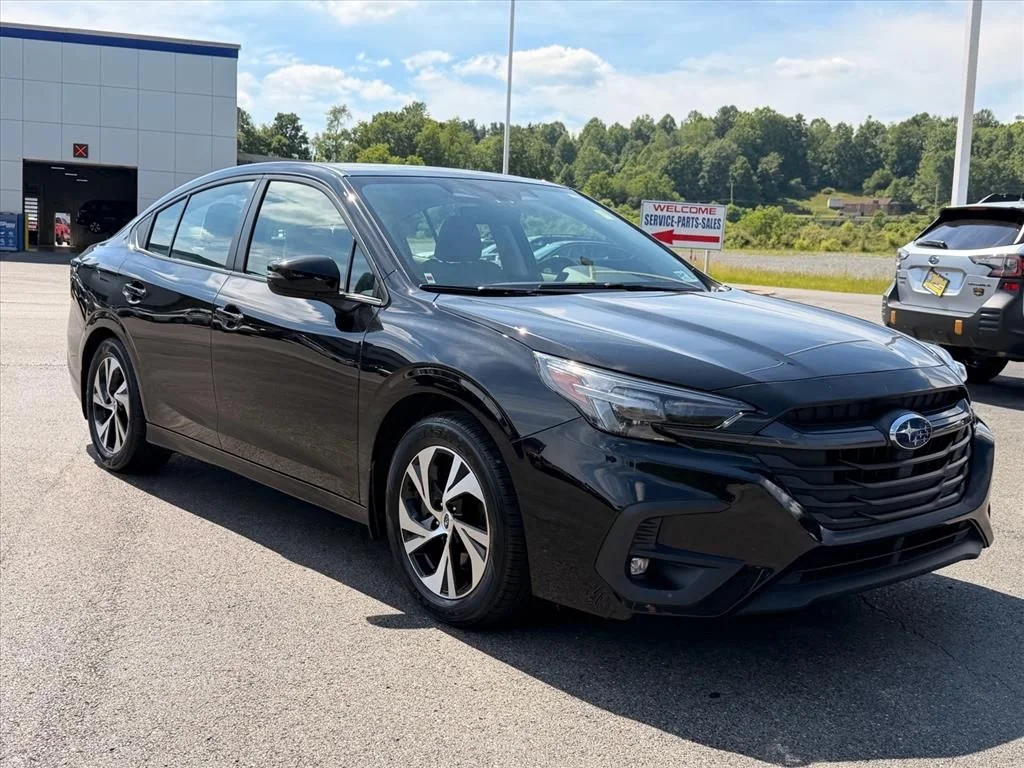 Used 2025 Black Subaru Premium image 17