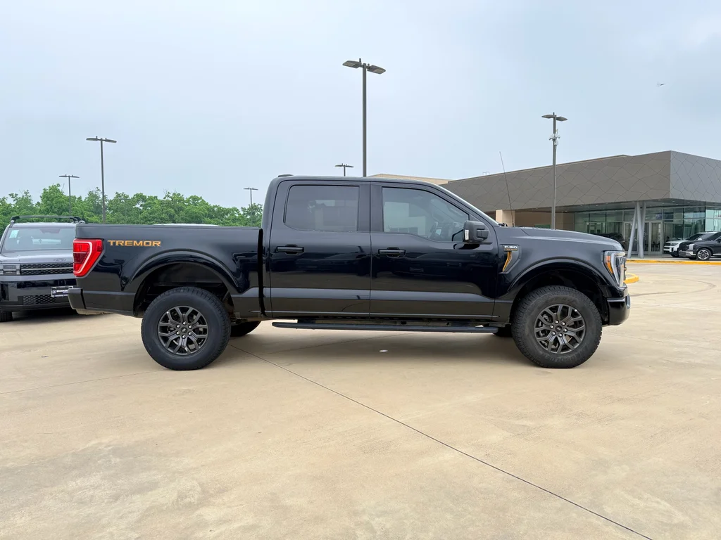 Used 2023 Agate Black Metallic Ford Tremor image 5