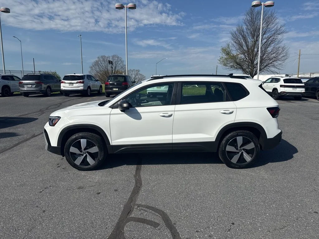 2025 Volkswagen Taos S - Photo 12