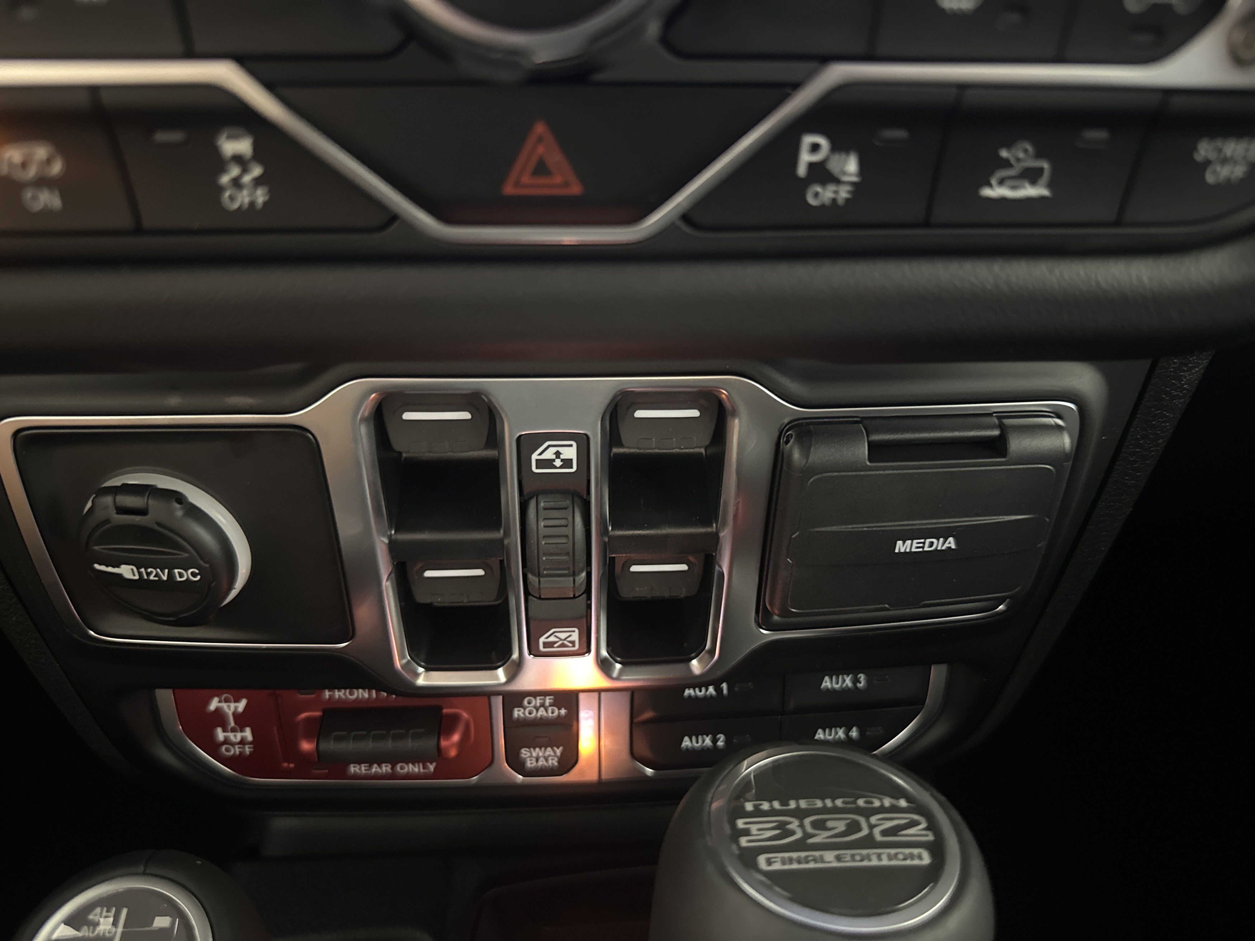 2025 Jeep Wrangler 4-Door Rubicon 392 Final Edition - Photo 18