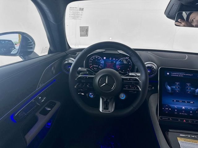 New 2026 MANUFAKTUR opalite white magno Mercedes-Benz Base image 23