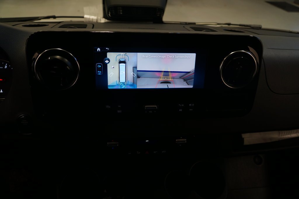 New 2026 Arctic White Mercedes-Benz Cargo 170 WB image 36