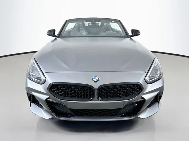 Used 2022 Gray BMW sDrive M40i image 2