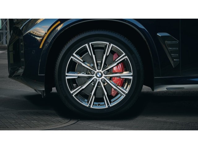 New 2026 Carbon Black Metallic BMW xDrive40i image 7