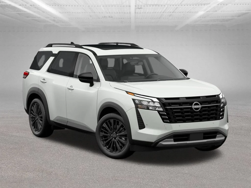 New 2026 White Nissan SL image 3
