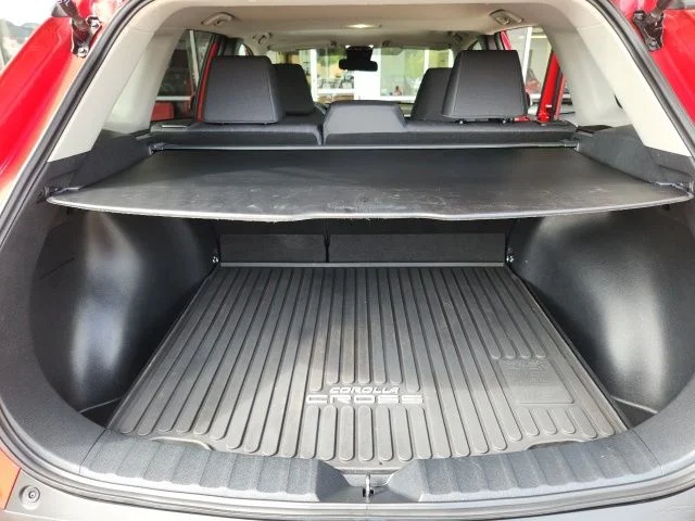 Certified Used 2022 Red Toyota LE image 23
