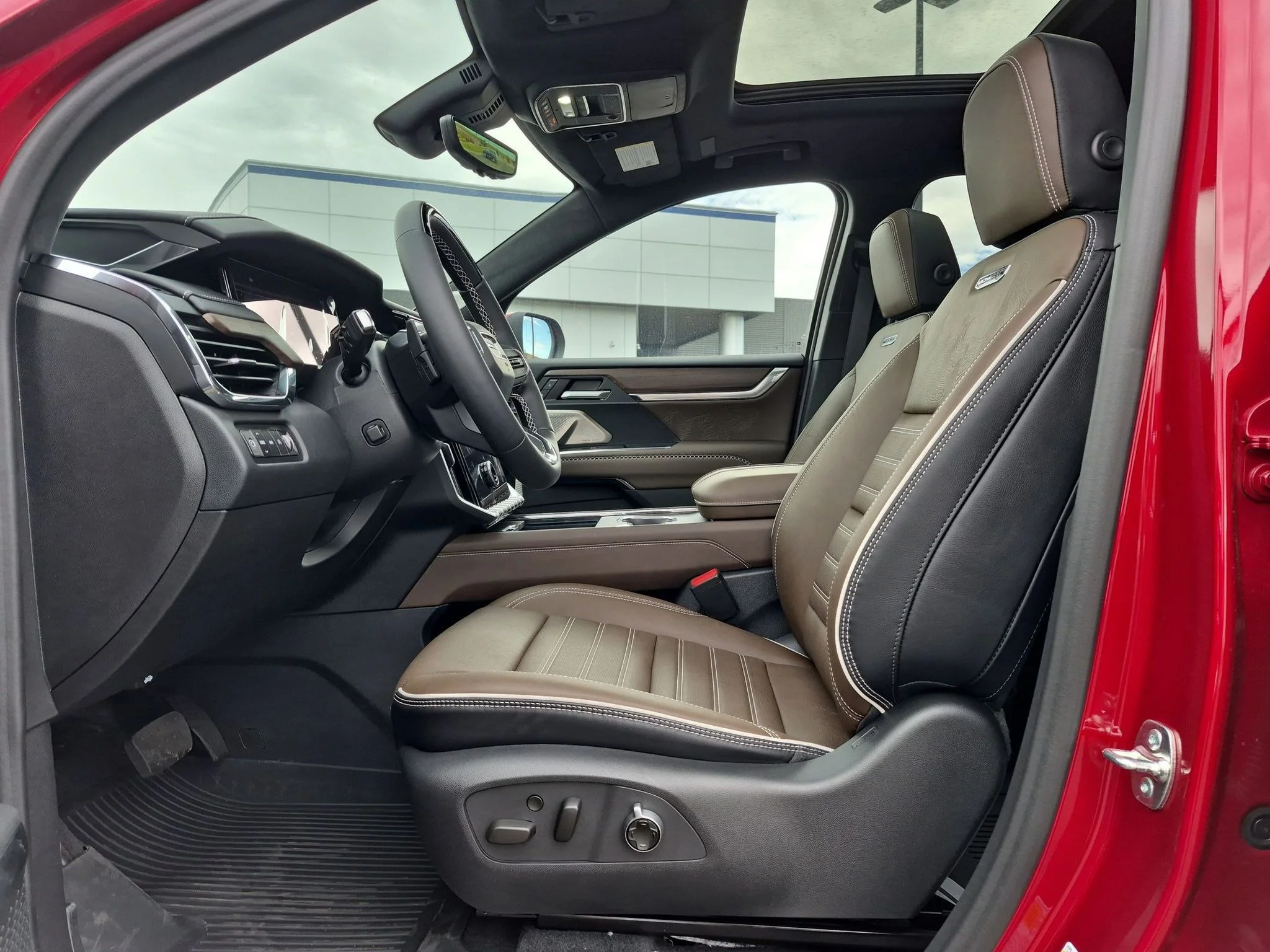 2027 GMC Acadia Denali Ultimate - Photo 17