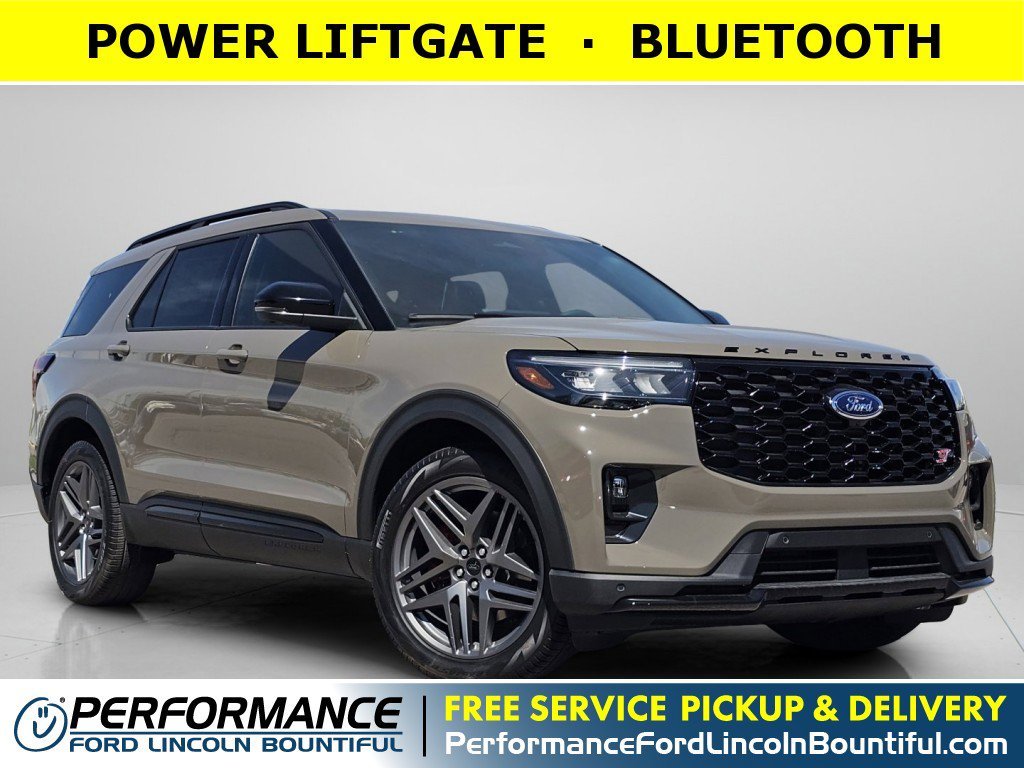 2026 Ford Explorer ST 4WD's photo