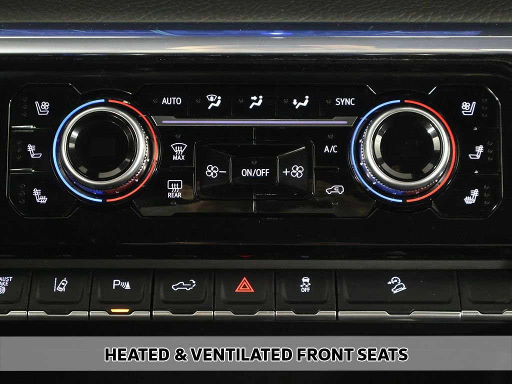 Used 2024 White GMC Denali image 9