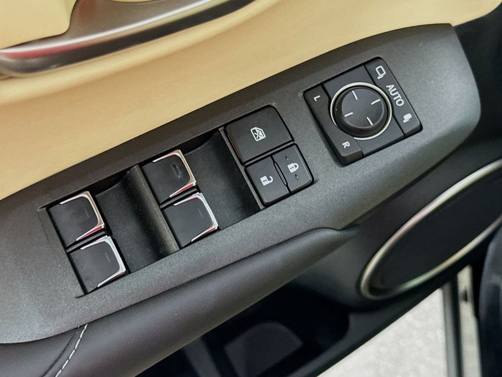 Used 2021 Caviar Lexus Base image 18