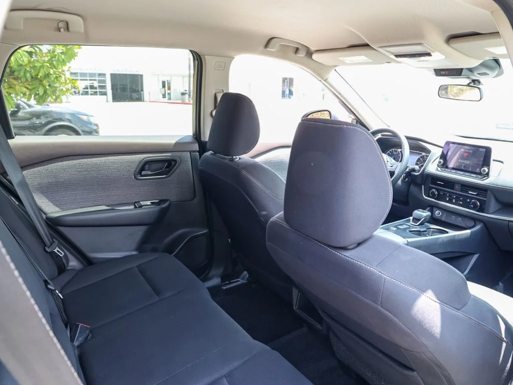 Used 2023 Gray Nissan S image 16