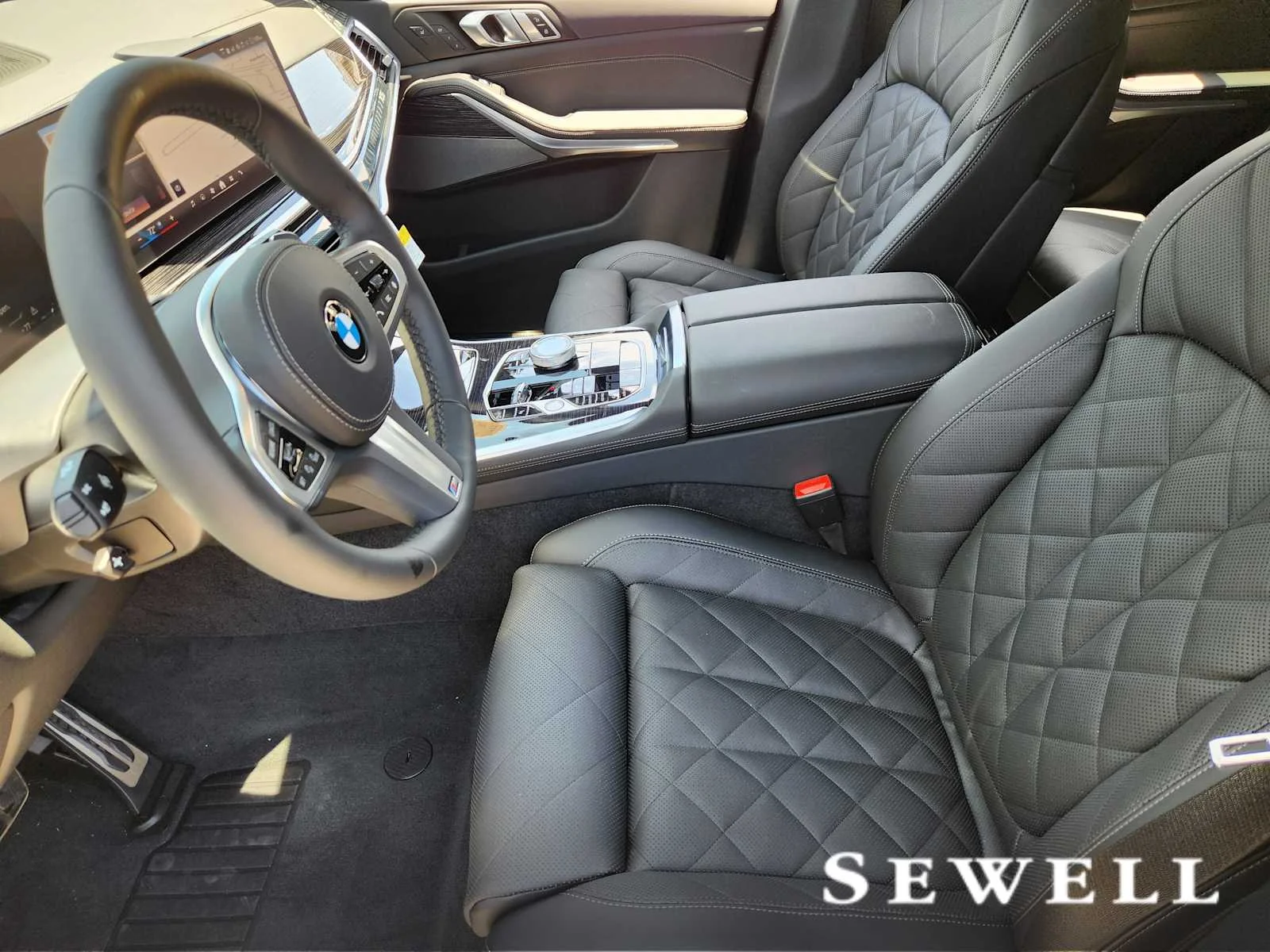 New 2026 Black Sapphire Metallic BMW xDrive40i image 4