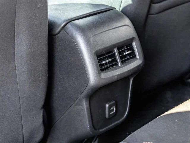 2022 Chevrolet Equinox LT - Photo 18