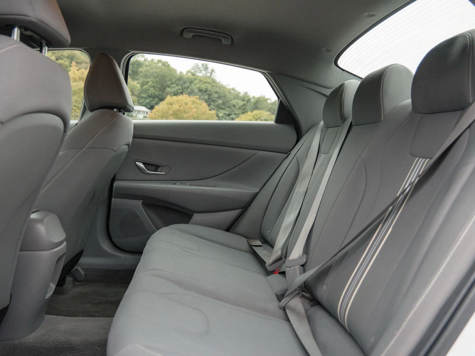 Used 2024 Serenity White Hyundai SEL image 11