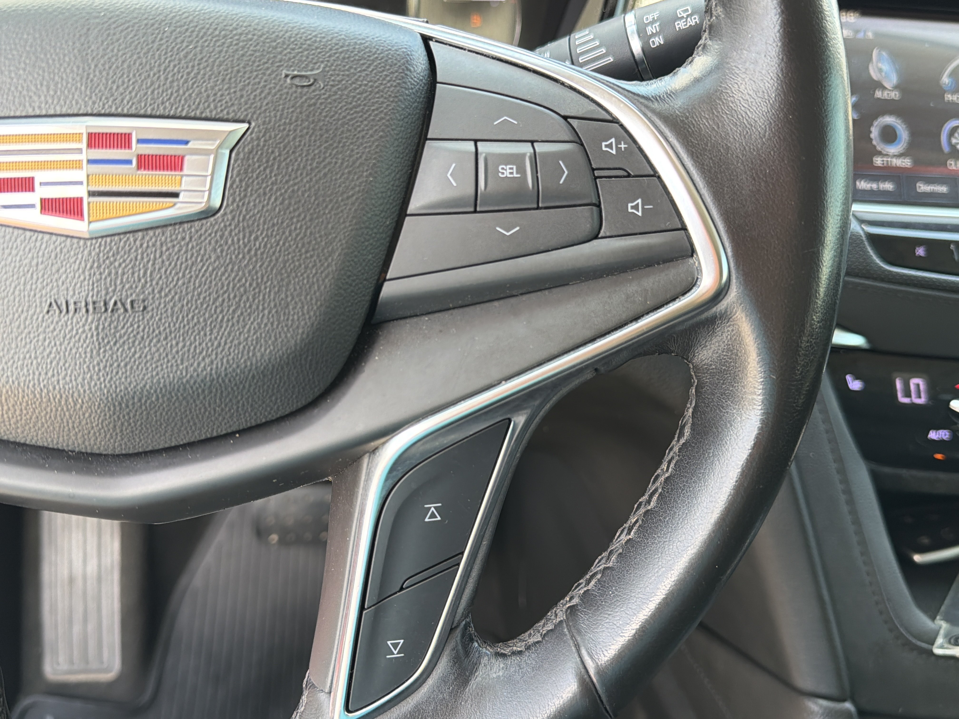 Used 2019 Red Horizon Tintcoat Cadillac Luxury FWD image 26