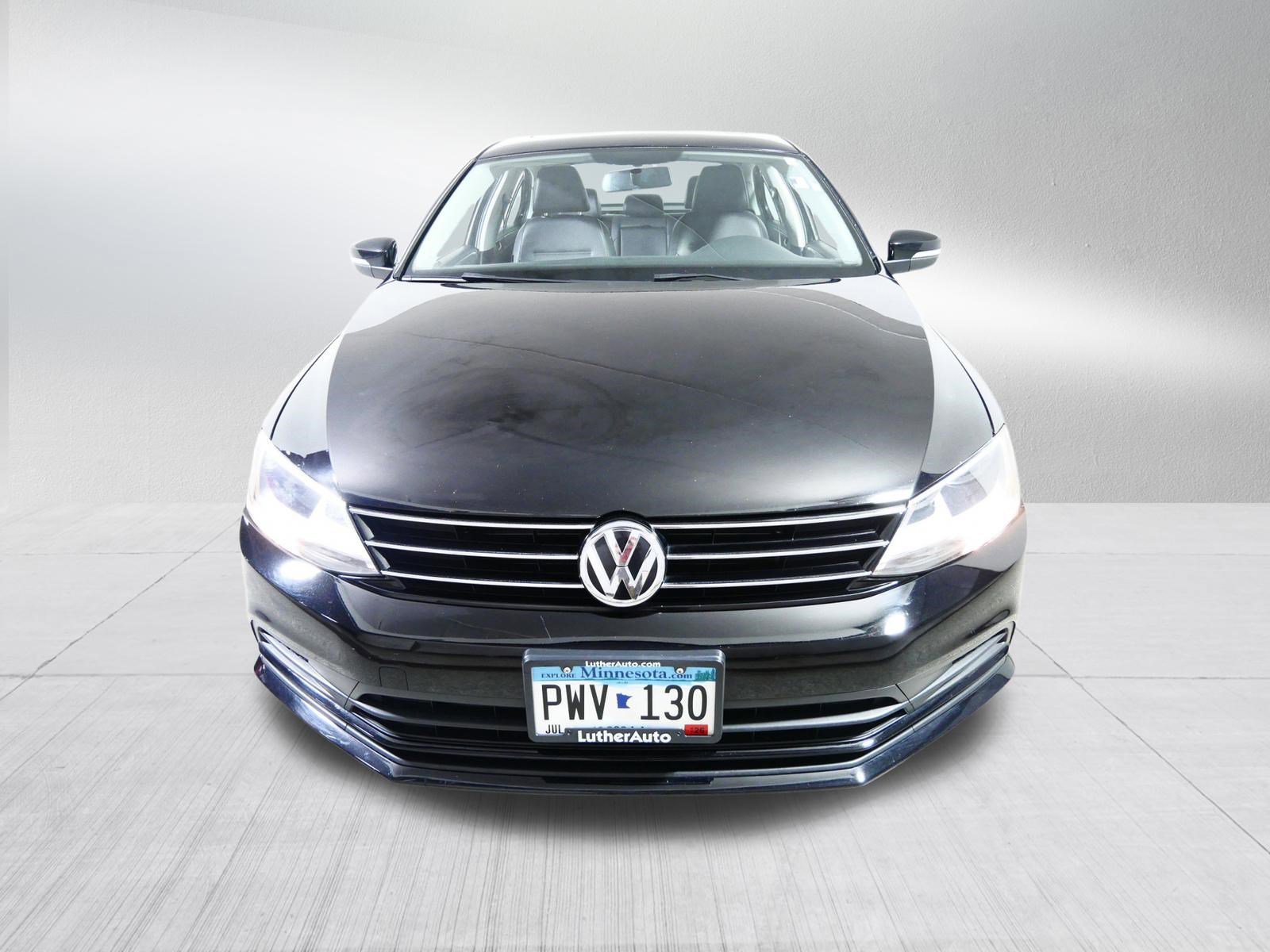 Used 2015 Volkswagen Jetta SE with VIN 3VWD07AJ8FM422604 for sale in Minneapolis, MN