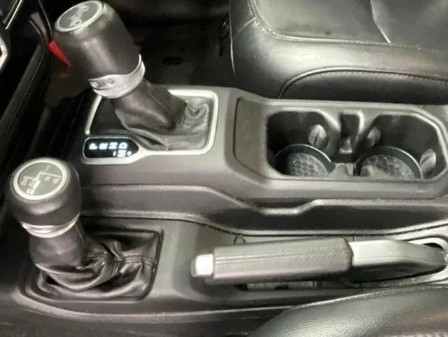 2019 Jeep Wrangler Unlimited Sahara Altitude - Photo 19