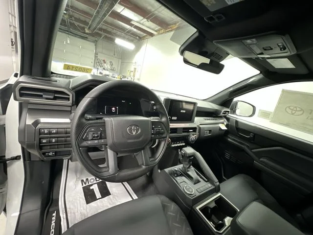 2026 Toyota Tacoma SR5 - Photo 20