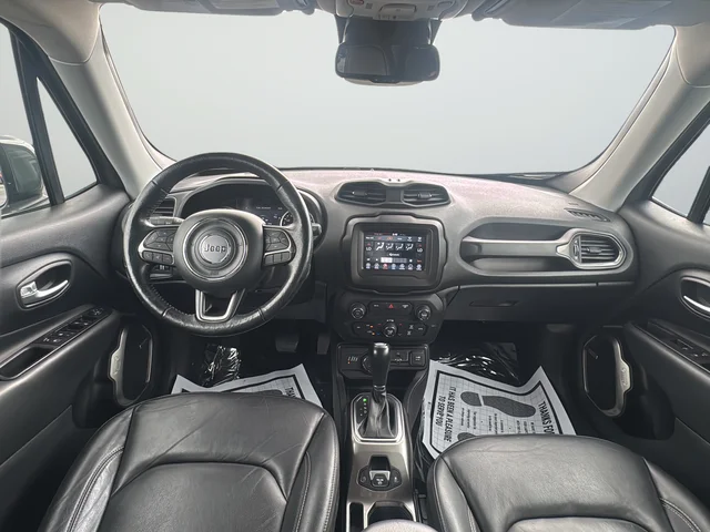 Used 2020 Gray Jeep Limited image 9