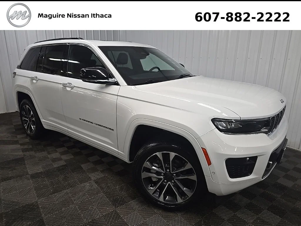 Used 2023 White Jeep Overland image 8