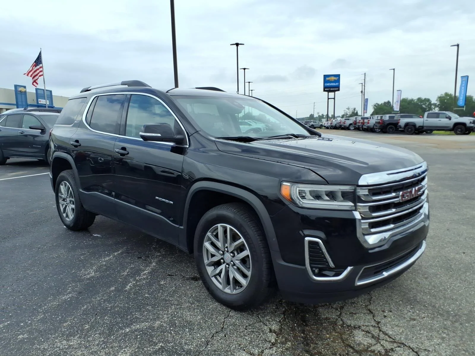 2023 GMC Acadia SLT - Photo 7