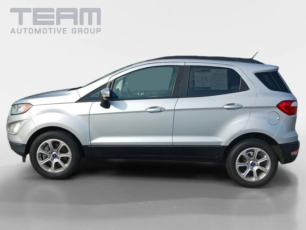 Used 2020 Silver Ford SE image 4