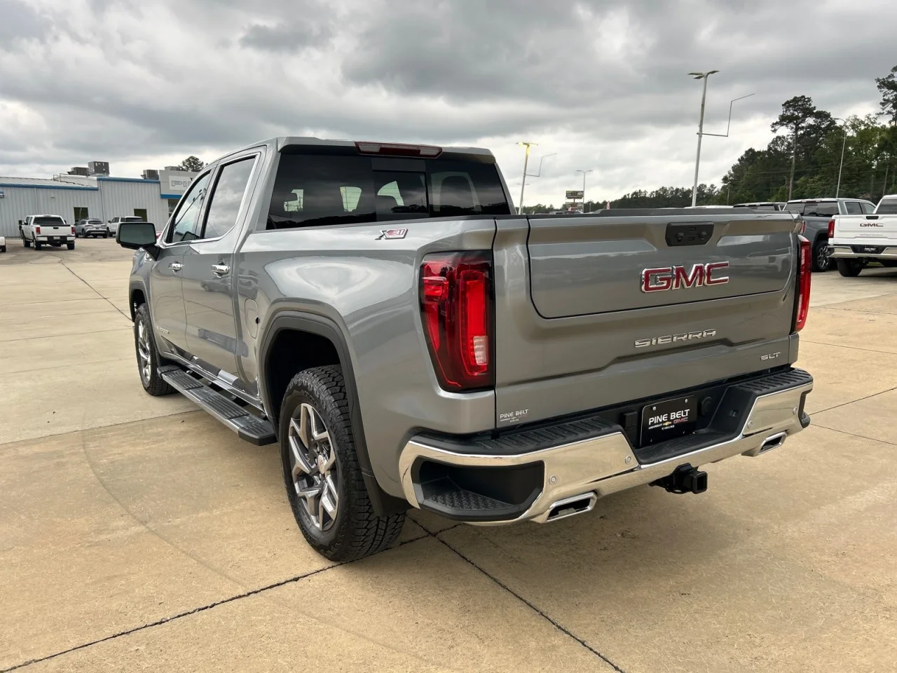 New 2026 Sterling Metallic GMC SLT image 4