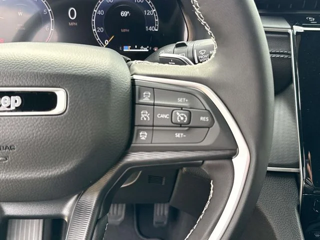 New 2025 Silver Jeep Altitude X image 17
