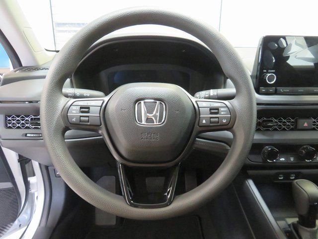2025 Honda Accord LX - Photo 11