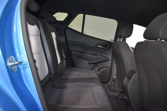 Used 2025 Blue Chevrolet 1RS image 18