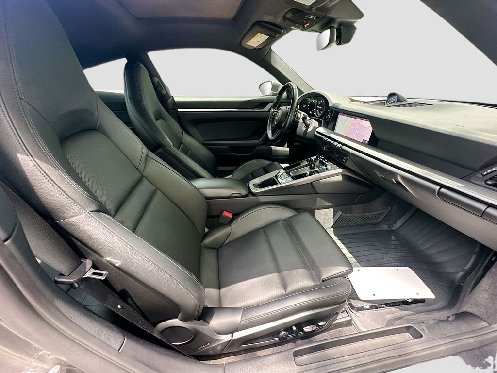 Used 2020  Porsche  image 29