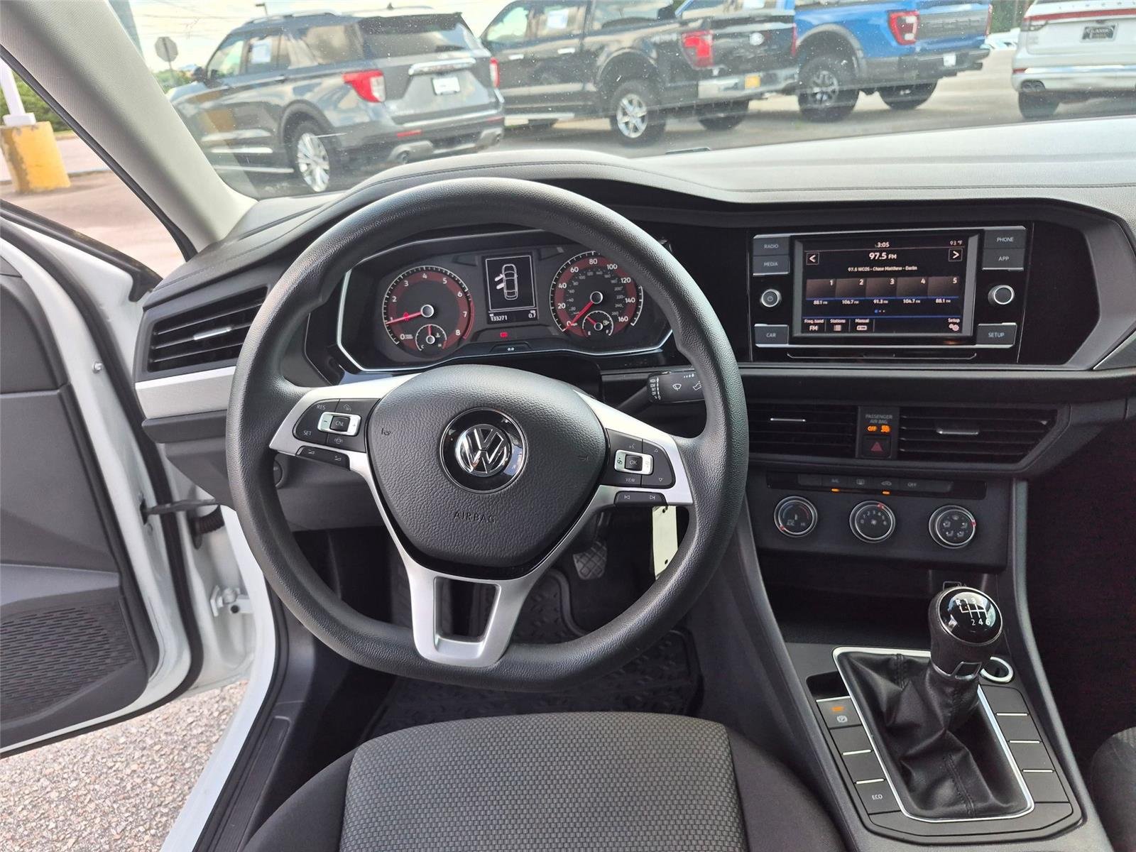 Used 2019 Pure White Volkswagen S image 26