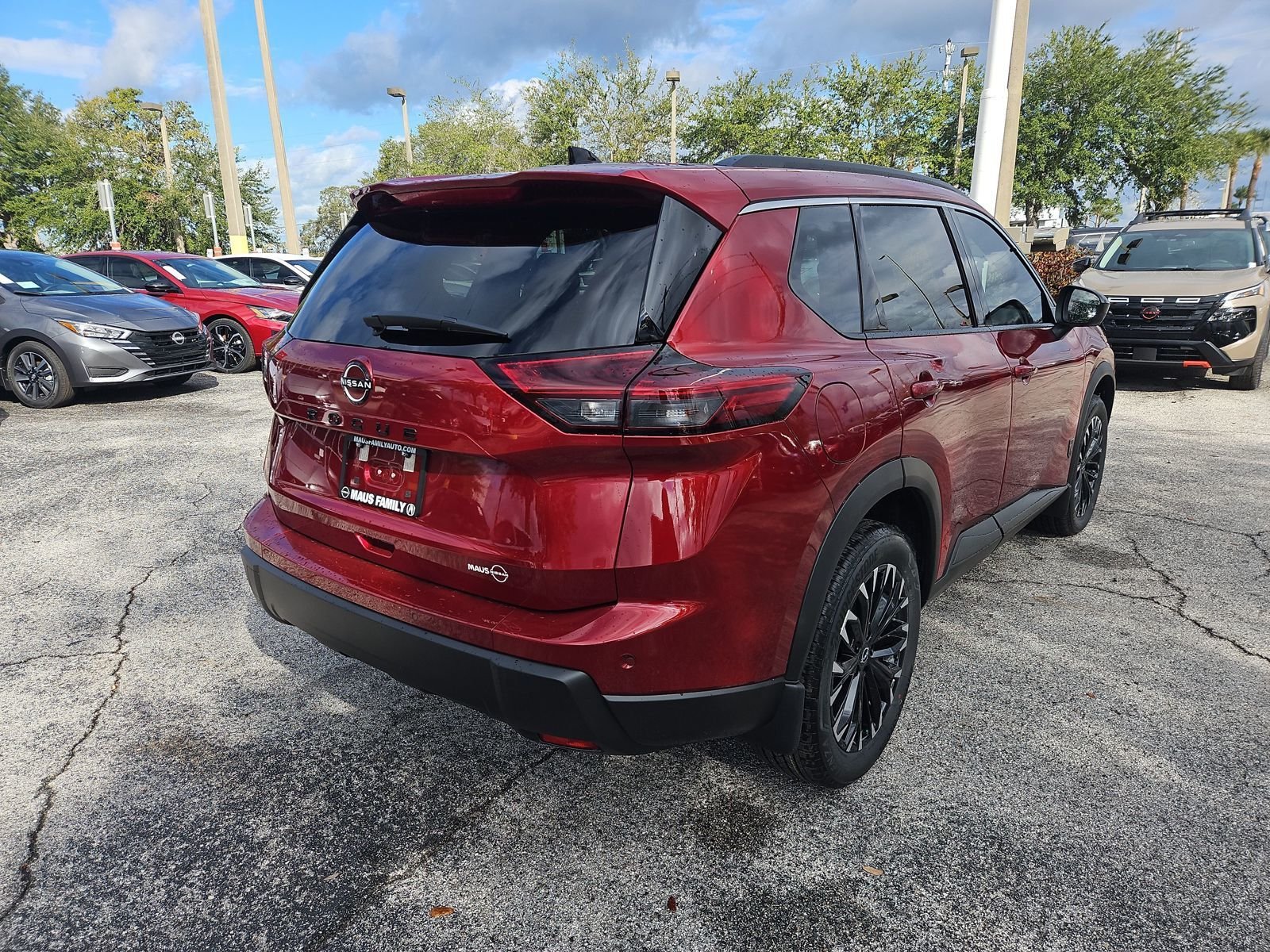 New 2026 Nissan Rogue Dark Armor 4D Sport Utility