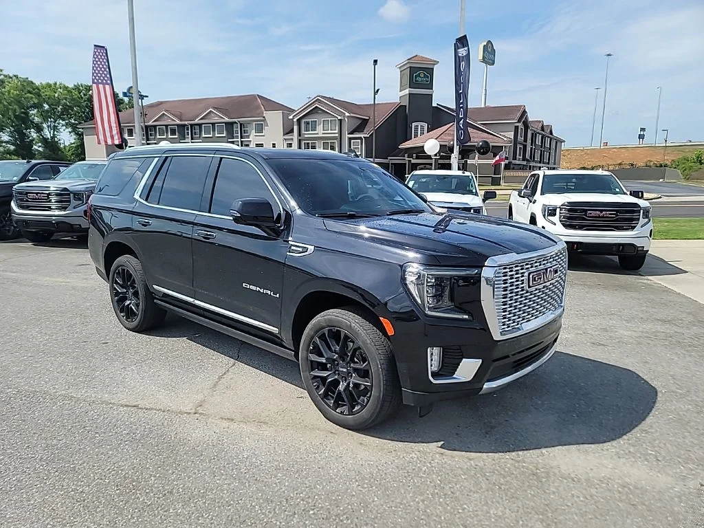 2023 GMC Yukon 4WD Denali's photo