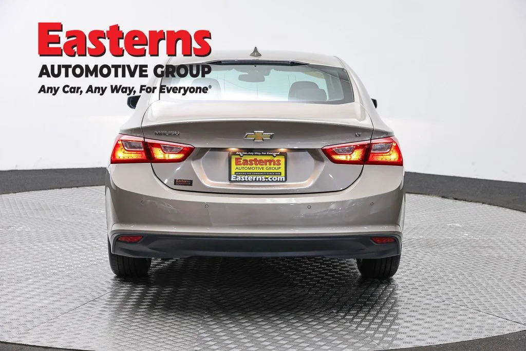 Used 2025 Gray Chevrolet LT image 6