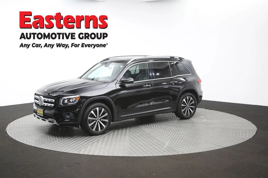 Used 2022 Black Mercedes-Benz GLB 250 image 57
