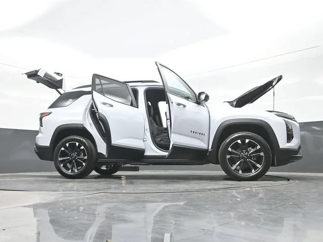 2027 Chevrolet Equinox RS - Photo 31