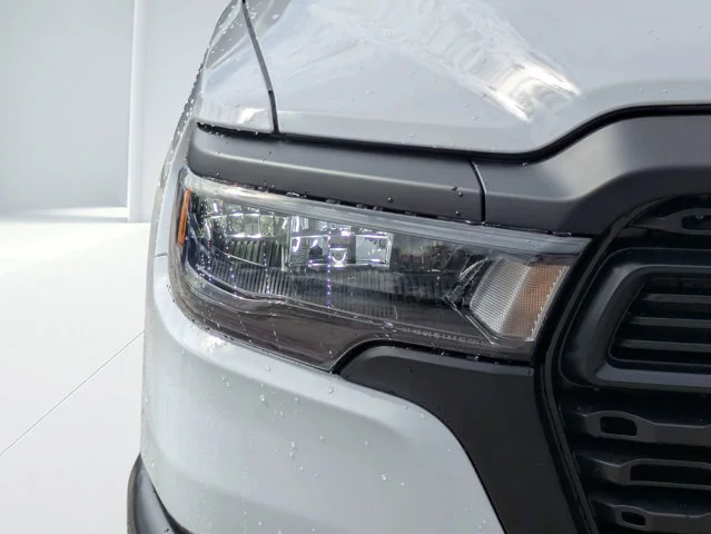 New 2026 Bright White Clear-Coat Exterior Paint RAM Tradesman image 9