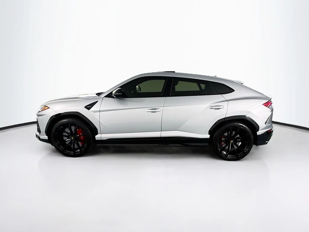 Used 2022 Grigio Nimbus Matt/Arancio Borealis Lamborghini  image 8