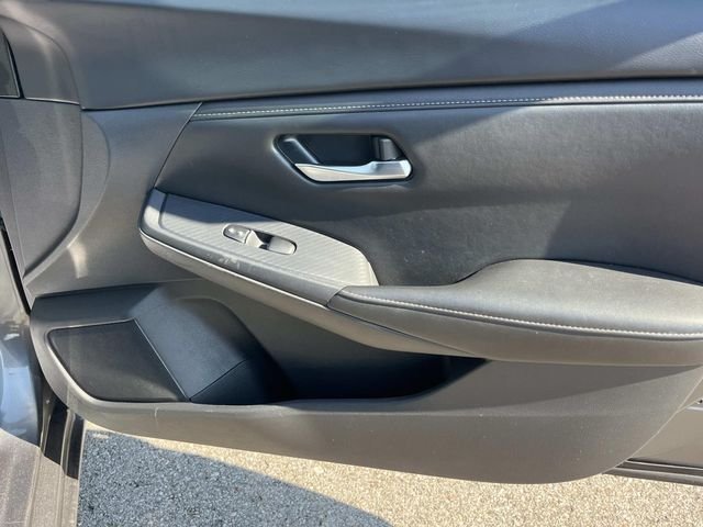 Used 2024 Gray Nissan SV image 22