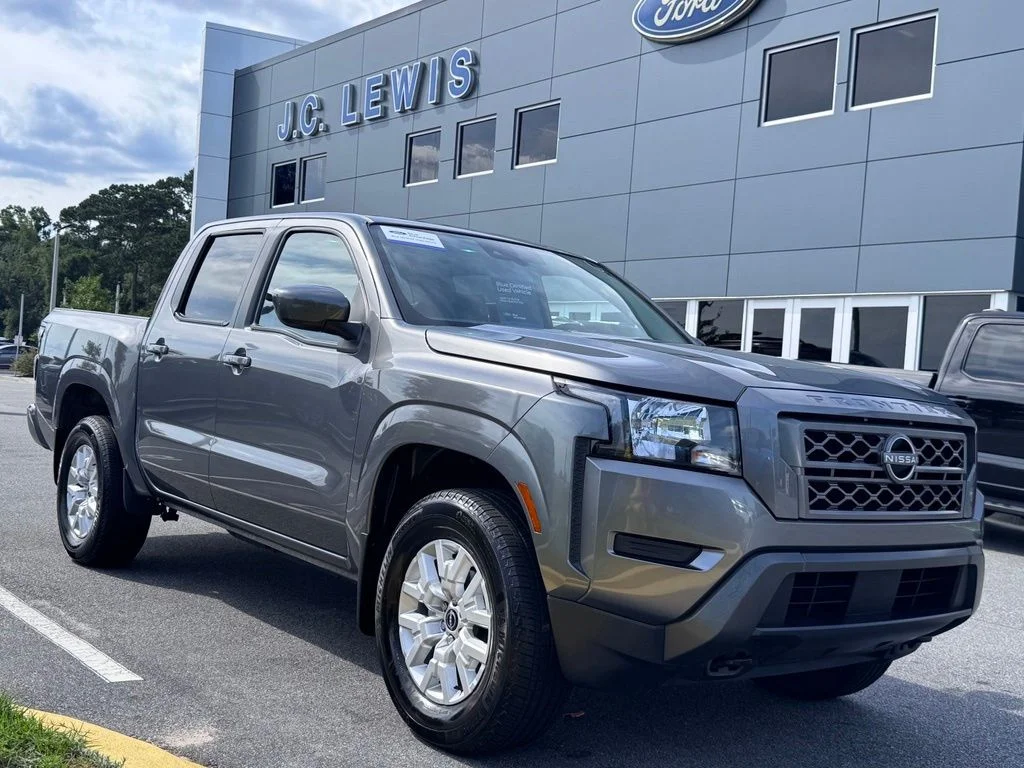 Certified Used 2023 Gun Metallic Nissan SV image 1