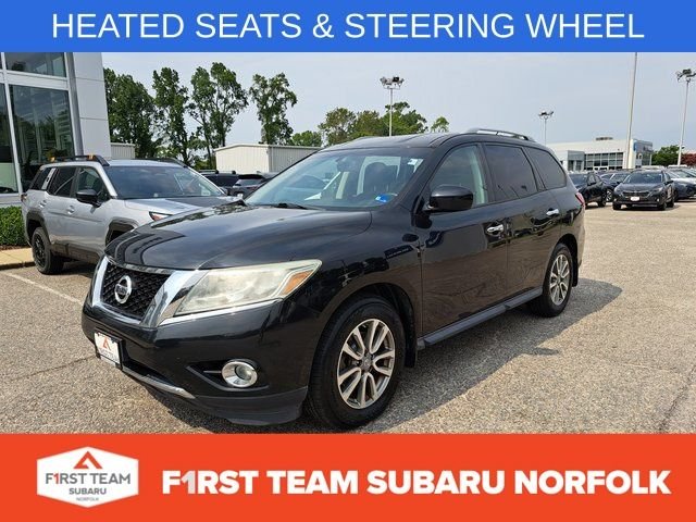 Used 2016 Black Nissan SV image 1
