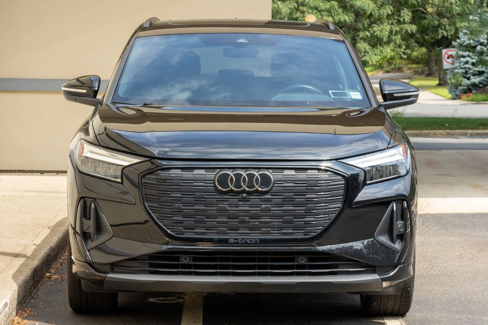 Used 2023 Audi Q4 e-tron Premium Plus with VIN WA1L2BFZ5PP041177 for sale in Commack, NY