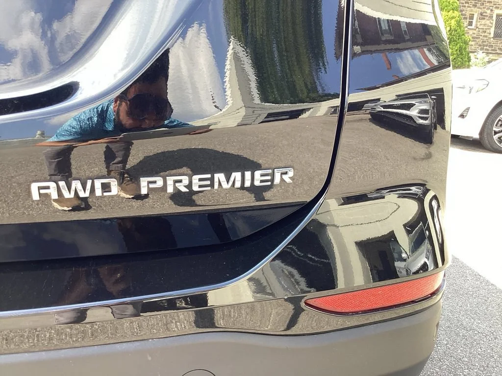 Used 2023 MOSAIC BLACK METALLIC Chevrolet Premier image 28