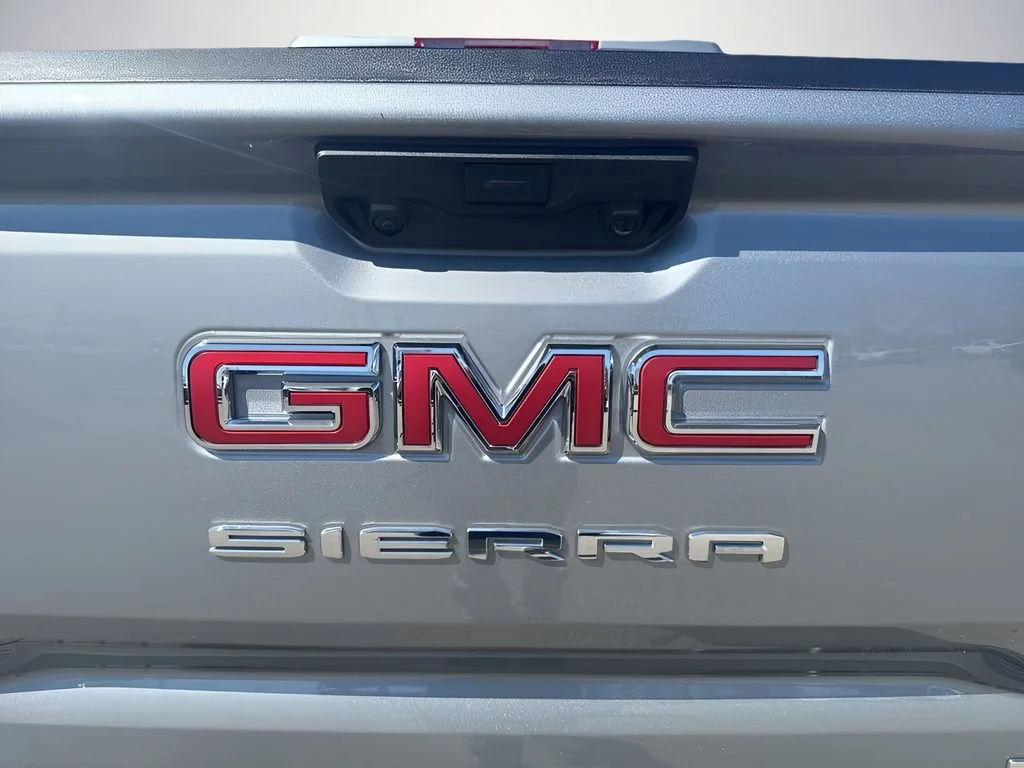 Used 2026 Sterling Metallic GMC Elevation image 34