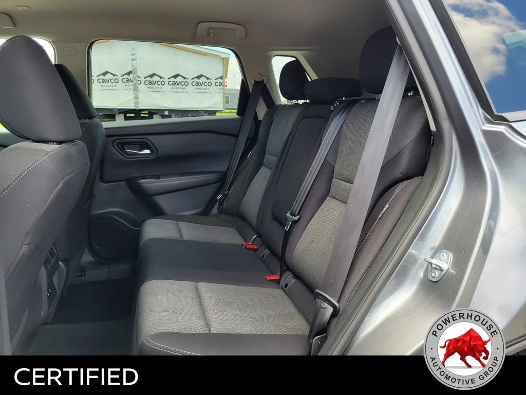 Used 2024 Gray Nissan SV image 16